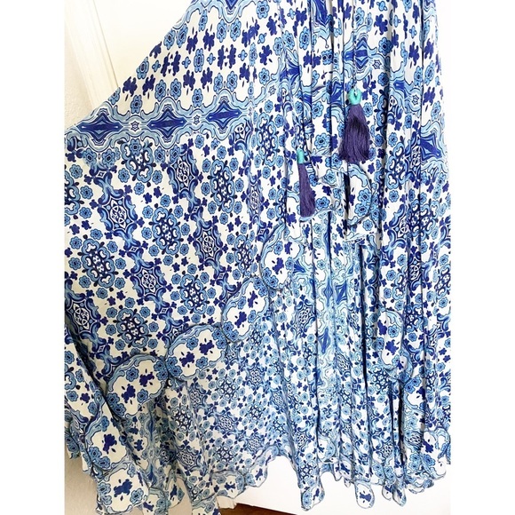 Rococo sand silk Crepe Maxi Dress in Tile Blue - Picture 9 of 13